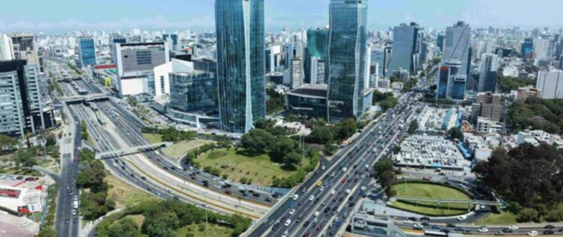 Cómo las empresas chilenas inmobiliarias están aprovechando el auge del mercado peruano