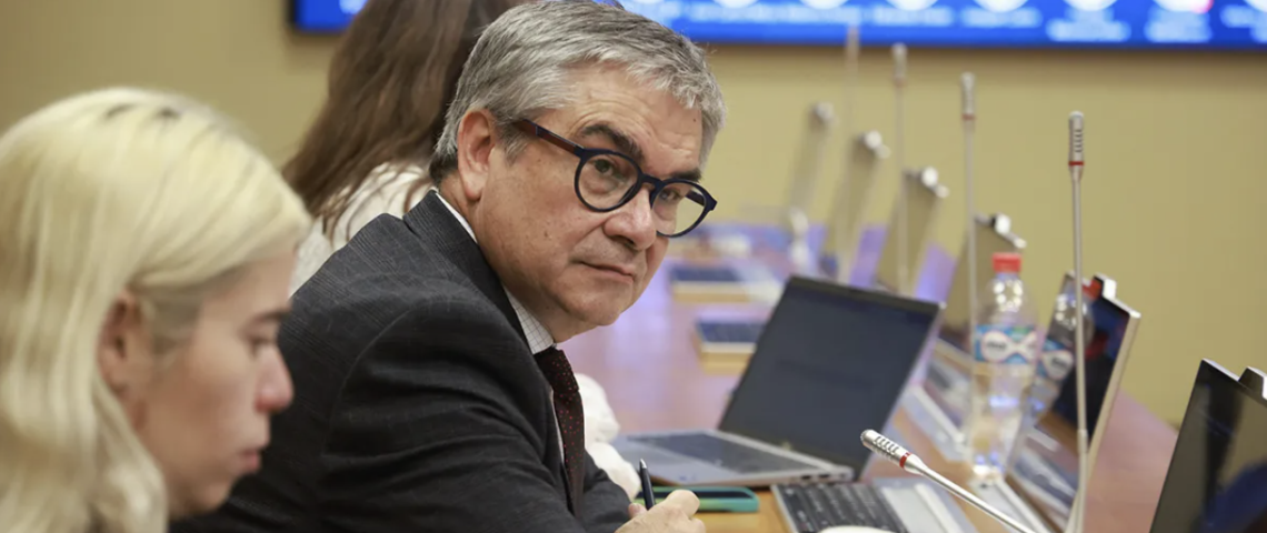 Eliminar la UF sería un "terremoto para los créditos hipotecarios”, advirtió Mario Marcel 