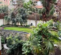 Vista de jardín desde dormitorio segundo piso