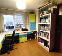 Dormitorio de servicio u oficina