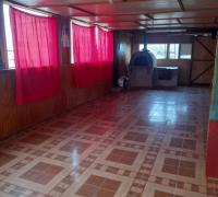 TERRAZA TECHADA CON QUINCHO, Y HORNO DE BARRO