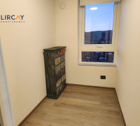 habitación libre para ser habilitada como tercer dormitorio o instalar tu escritorio 