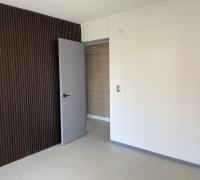 dormitorio ppl, doble cortina , con salida a la terraza