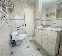 Baño principal completo