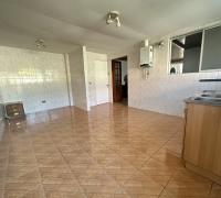 Cocina amplia y luminosa