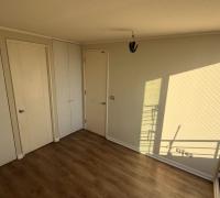 Dormitorio 2 permite apreciar cómo invade la luz natural la habitación completa