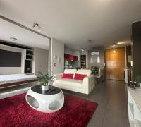 Luminoso living-comedor con salida directa a terraza, vista panorámica