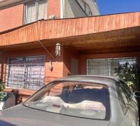 Casa esquina dos pisos