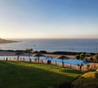Vista Piscina al atardecer 