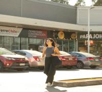 Contrato mínimo de 2 años en UF, garantía equivalente a 2 rentas mensuales. Ideal para rubros de retail, servicios al consumidor, gastronomía o salud, sujeto a evaluación de rubro por parte de la administración del strip center.
