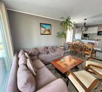 Vista del living con piso excelente distribución de espacios