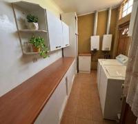 ESTUPENDA SALA DE LAVADO Y PLANCHADO