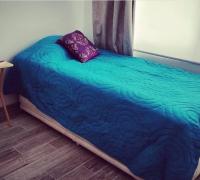 segundo dormitorio con clóset, orientación norte