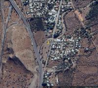 Excelente oportunidad de inversión en Colina. Propiedad de aproximadamente 20.000 m², emplazada en el sector Chacabuco, con acceso privilegiado y alta exposición hacia la Ruta Internacional Los Libertadores, uno de los principales corredores de conexión entre Santiago, Los Andes y Argentina.  El terreno presenta una atractiva vocación urbana, comercial e industrial inofensiva, ofreciendo múltiples alternativas de desarrollo para inversionistas, empresas, operadores logísticos, proyectos de servicios.