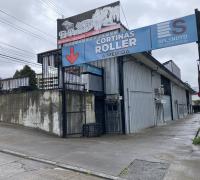 ingreso por calle lateral