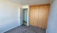 Dormitorio principal con closet completo