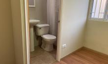 acceso dormitorio con baño privado 