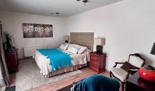 dormitorio en suite