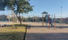 Parque de Recreacion al costado de la Casa
