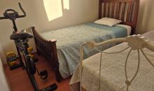 Dormitorio amoblado con capacidad para dos camas de 1,5 ;  ideal para compartir o recibir visitas con total comodidad