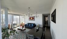 amplio living comedor