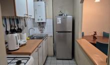 Comoda Cocina Semi abierta, ideal para reuniones y comidas con invitados