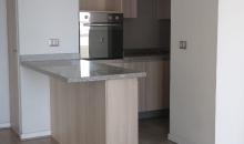 fachada de la cocina se integra a living-comedor