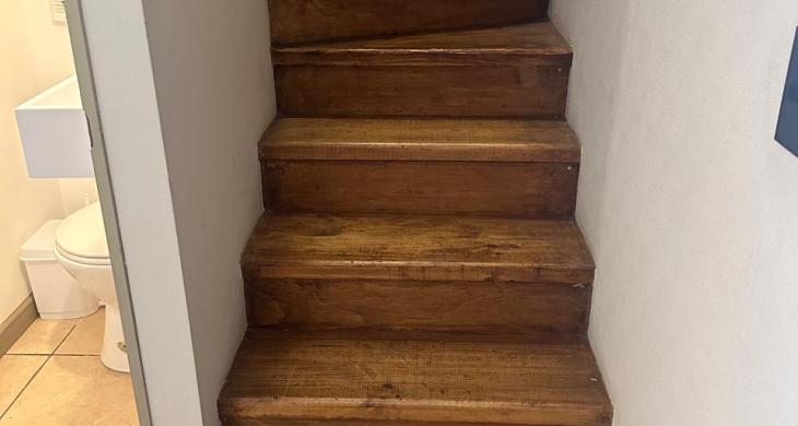 Escalera a segundo piso