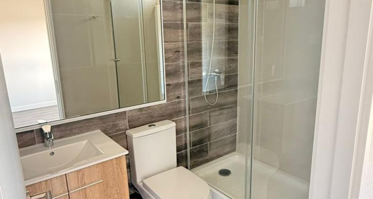 BAÑO EN SUITE DORMITORIO PRINCIPAL