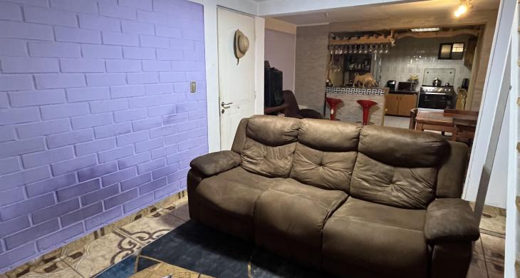 amplio y bien distribuido living comedor