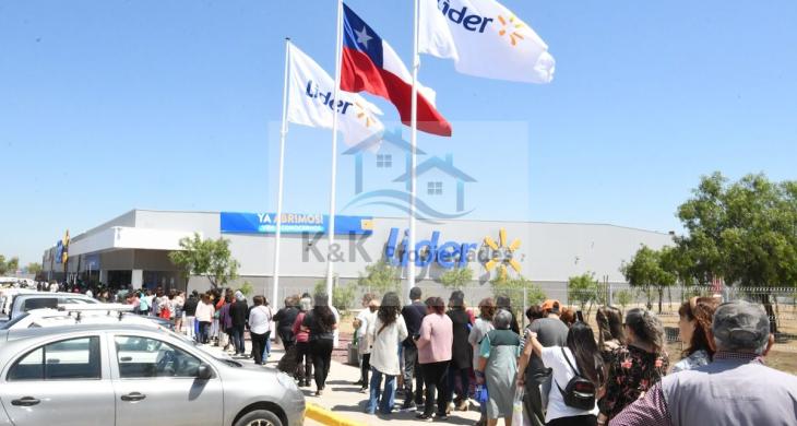 Supermercado Lider a pocas cuadras