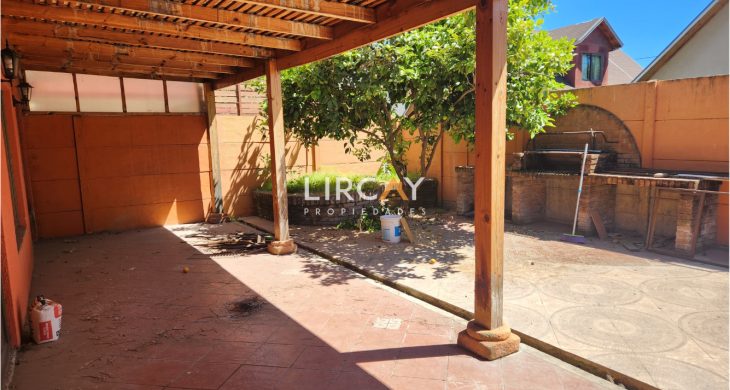 patio con terraza para tus relajos en familia