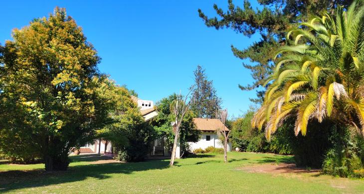Fachada casa desde el Jardín