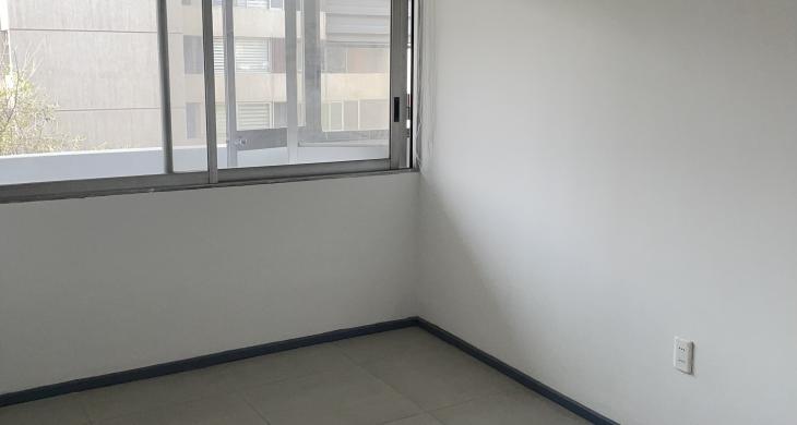 segundo dormitorio, con doble cortina