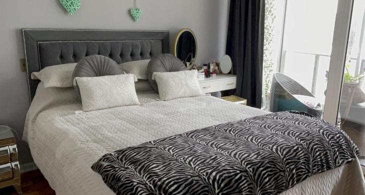 Habitación principal con salida a terraza 