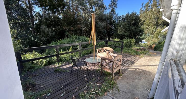 amplia terraza en el departamento