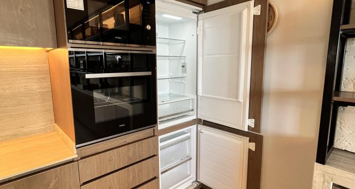 Sala de eventos con todo lo necesario  para tus celebraciones 