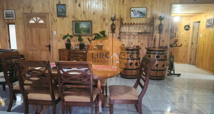 amplio living comedor