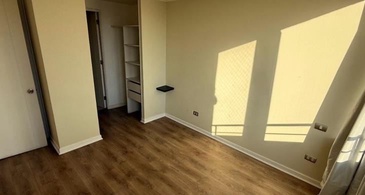 Dormitorio 1 con iluminación natural