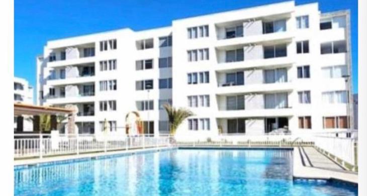ACCESO A PISCINAS. 