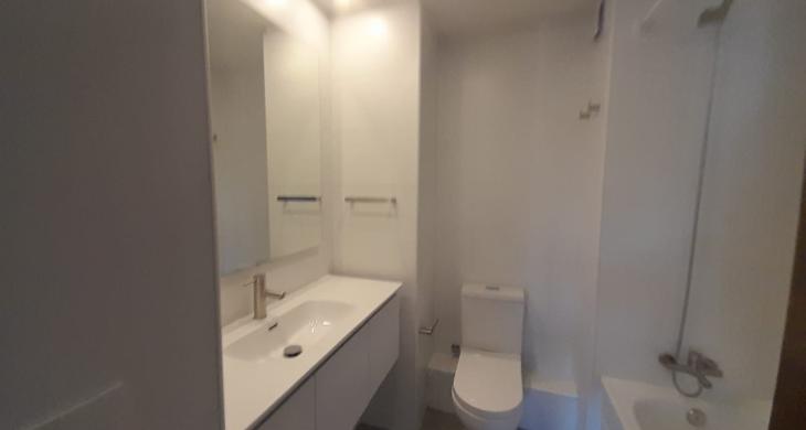 Baño que se comparte con el 2 dormitorio
