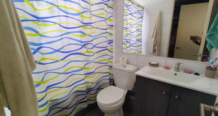 baño del dormitorio principal