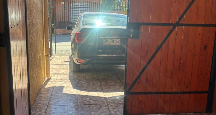 porton acceso estacionamiento