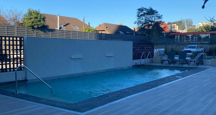 PISCINA