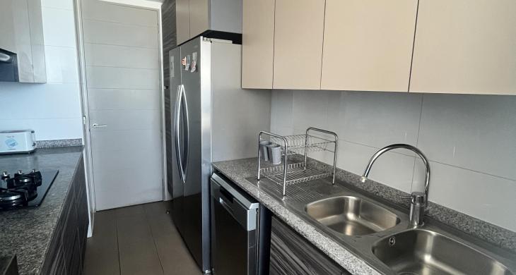 espaciosa cocina 