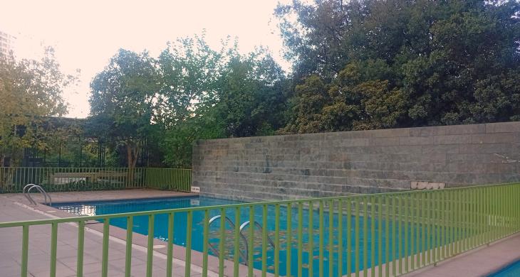 PISCINA DEL EDIFICIO