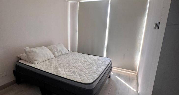 Dormitorio principal amoblado