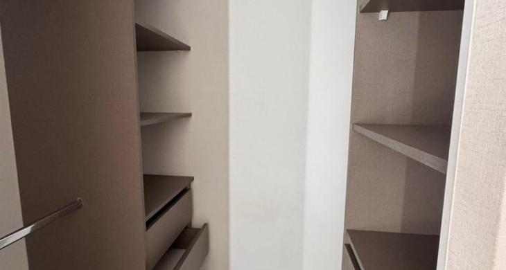 Walk-in closet